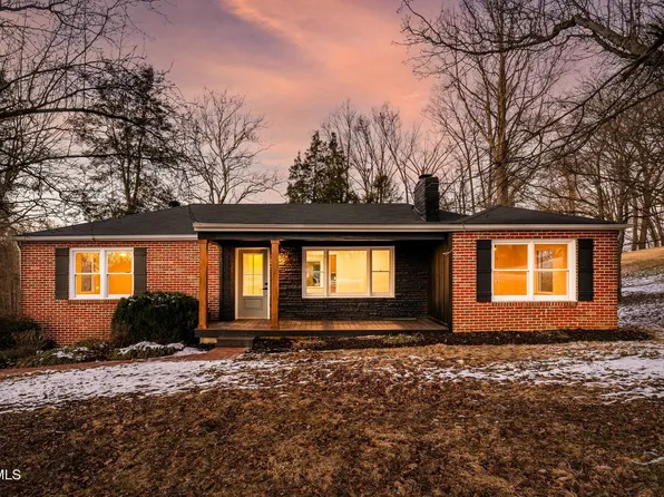 328 Cheyenne Rd, Bristol, VA 24201