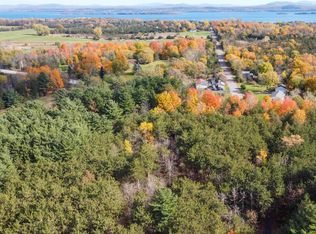 1 Us Route 2, Grand Isle, VT 05458