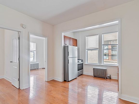 4th image of 23-54 31st St #2F