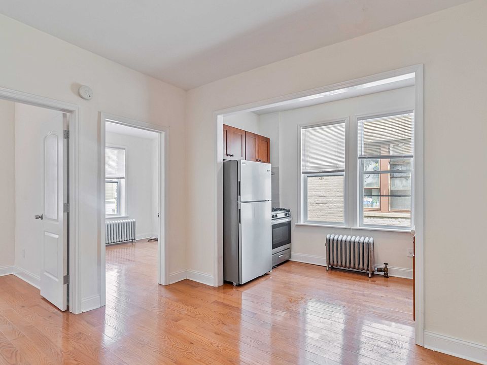 1st image of 23-54 31st St #2G