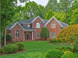 1901 Rockglen Ln, Greensboro, NC 27410