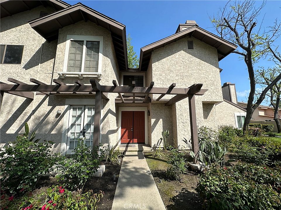 1st image of 2830 Oak Creek Dr Unit D
