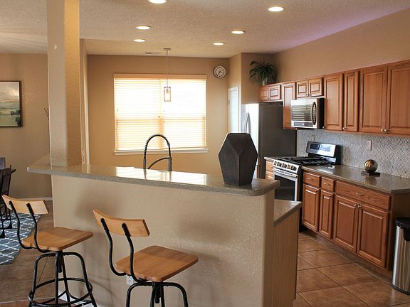 3rd image of 10223 Nacimiento St NW