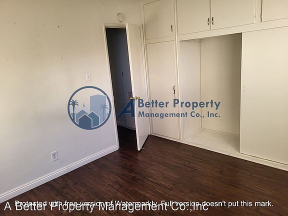 4th image of 4555 E 14th St APT 4