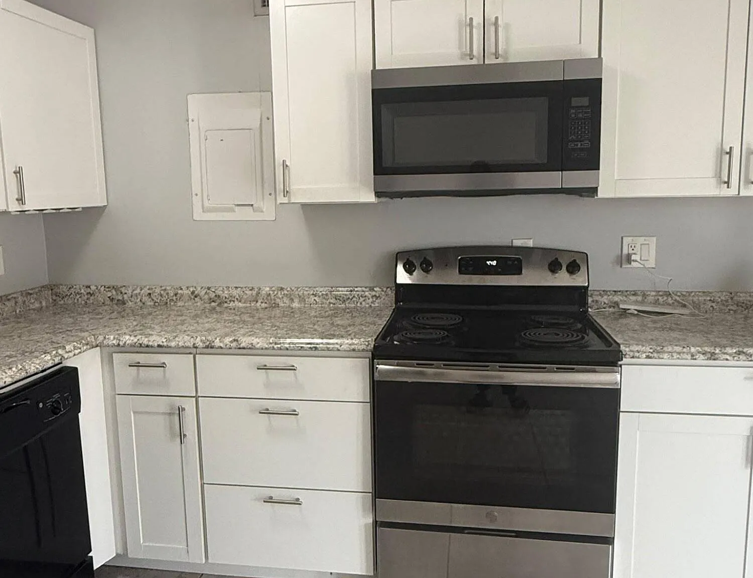 1 bed, 1.0 bath, 627 sqft, $1,675 — Photo 3