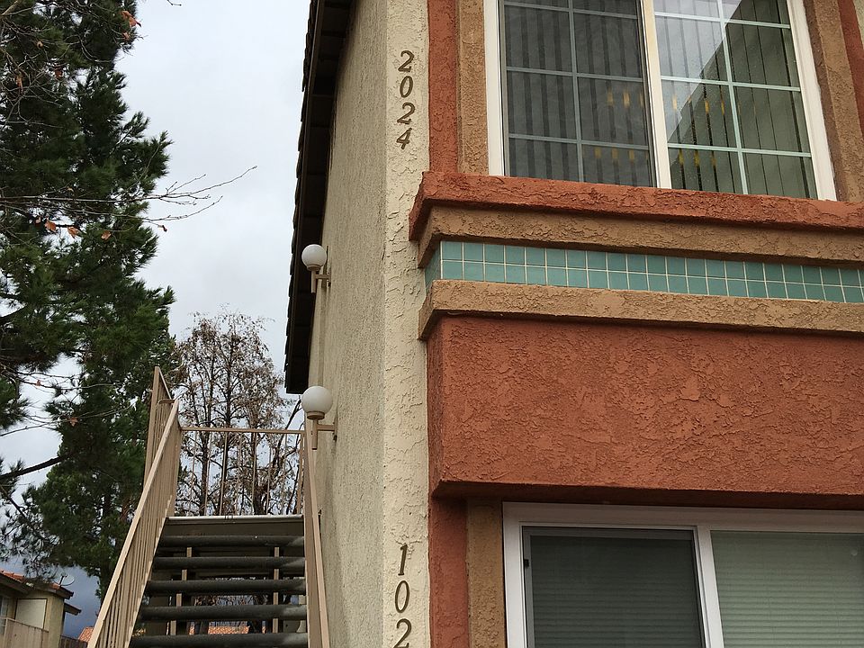 1st image of 1365 Crafton Ave APT 2024