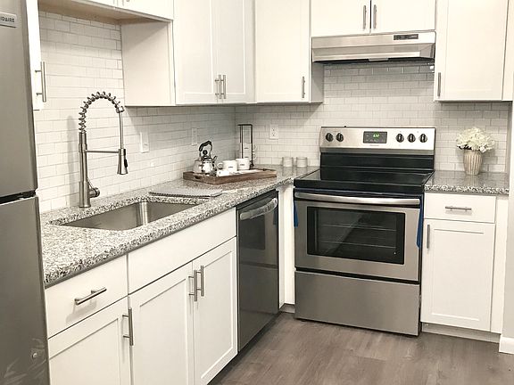 2nd image of 210 Old Hickory Blvd APT 20