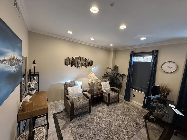 239 E Fountain Blvd #100 — Photo 23