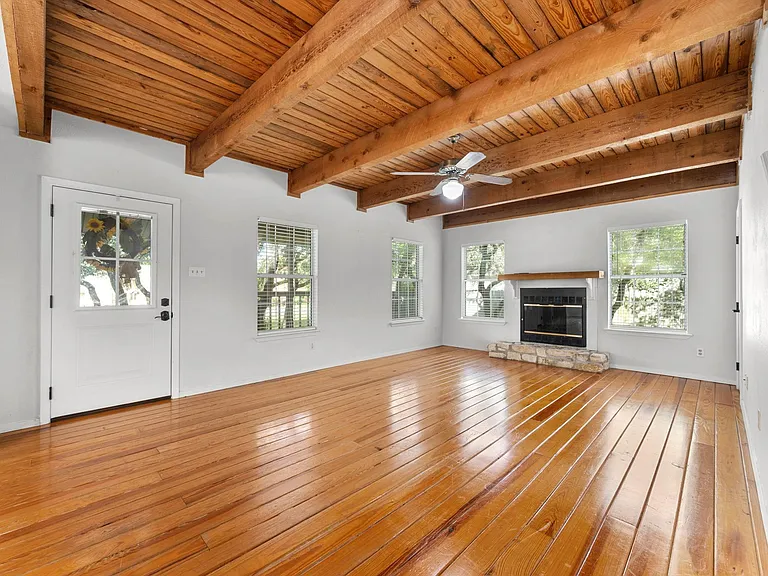 15002 Mettle Dr — Photo 5