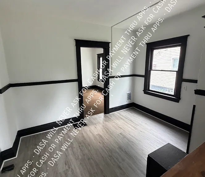 989-991 Avenue D991 #991 — Photo 3