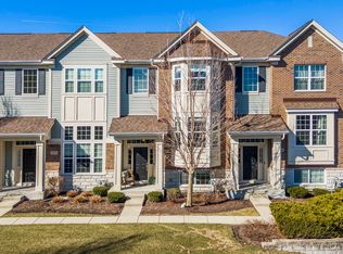 2831 Henley Ln, Naperville, IL 60540