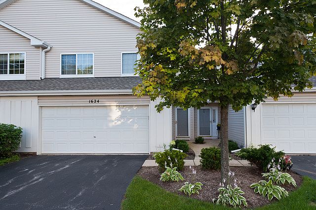 1st image of 1624 Abington Ln