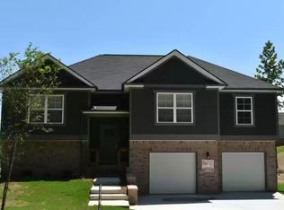 543 Nature Trl, Soddy Daisy, TN 37379