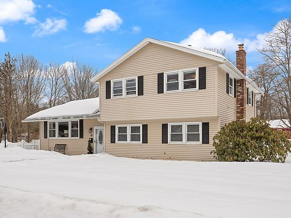 2nd image of 20 Walker Rd