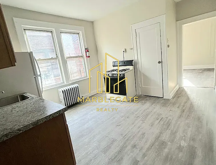 490 E 23rd St #88 — Photo 2