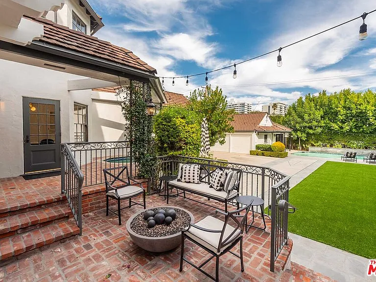 628 N Sierra Dr — Photo 44