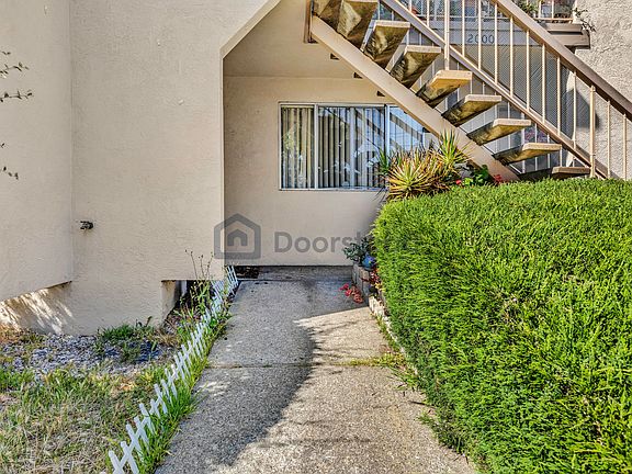 3rd image of 3704 Fruitvale Ave #4