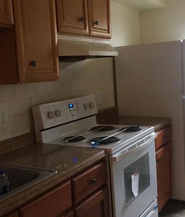 1st image of 130 S Estes Dr #C