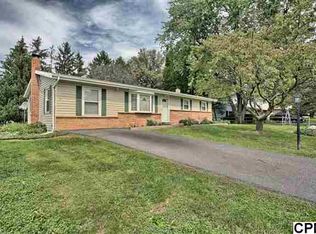 822 Fairfield St, Mechanicsburg, PA 17055