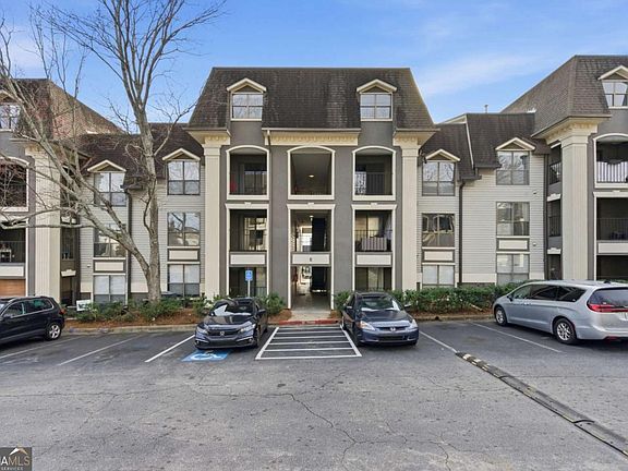 2nd image of 2657 Lenox Rd Building 68