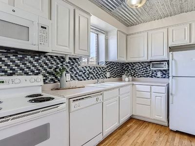 2295 E Asbury Ave APT 205, Denver, CO, 80210