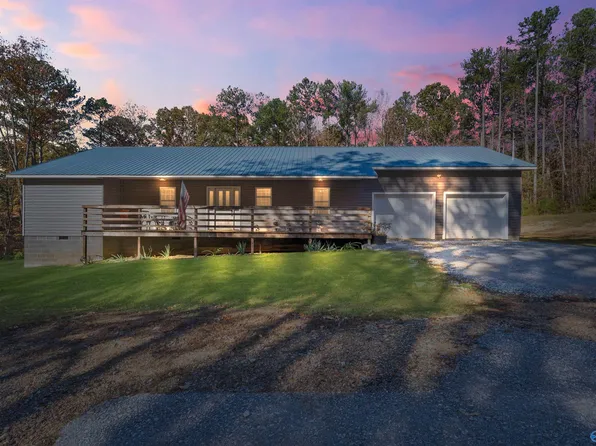 140 Hagan Dr, Gadsden, AL 35901