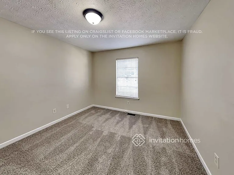 1333 Regal Heights Dr — Photo 16