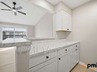 340 Wells Ct, Hampton, VA 23666