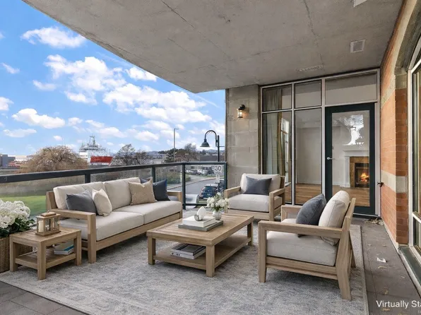 21 Dallas Rd #330, Victoria, BC V8V 4Z9