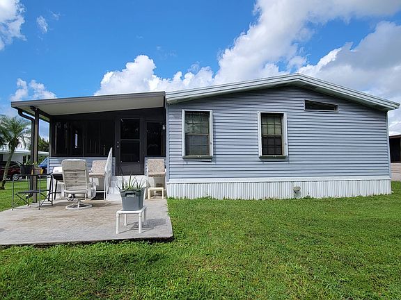 3rd image of 6987 SE Sourwood Dr