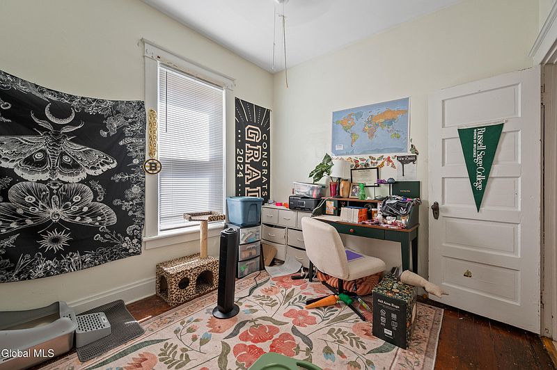 4th image of 1105 Hutton Street