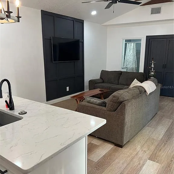 311 E Floribraska Ave #A — Photo 4