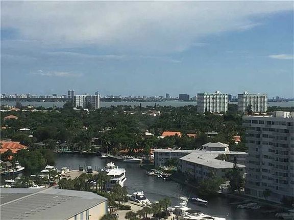 2nd image of 13499 Biscayne Blvd APT 614