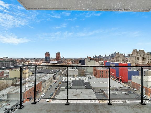 4th image of 150 4th Ave APT 9E