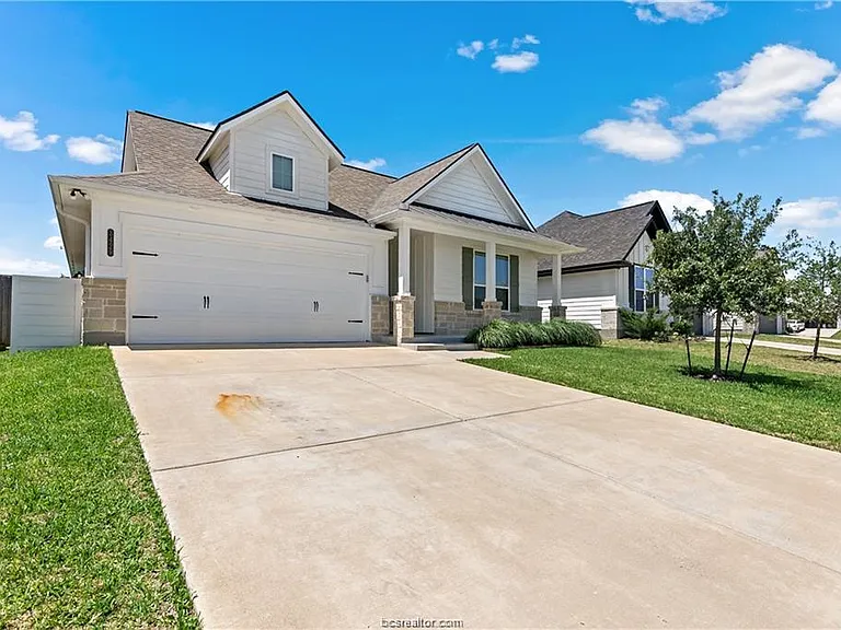 3429 Omaha Ct — Photo 2