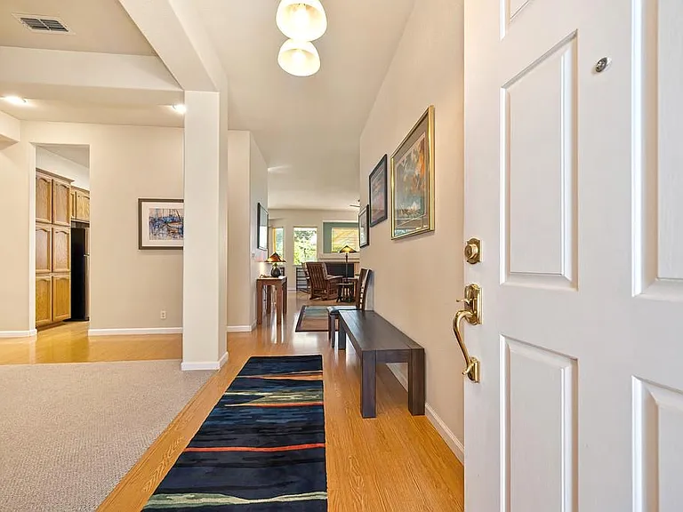 1649 Corbridge Dr — Photo 2