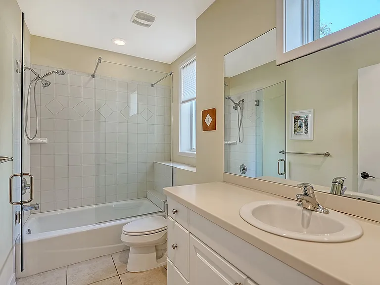 1685 Laurel St #4 — Photo 19