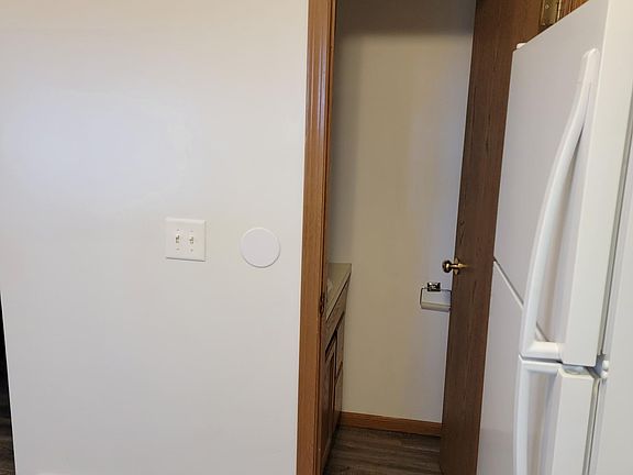 4th image of 529 Douglas Ave #6