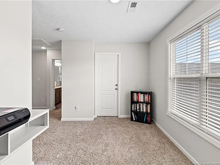 516 Loom Dr — Photo 36