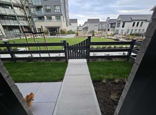 15738 85th Ave FLOOR 1, Surrey, BC