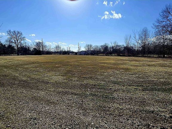 4th image of W Wallen Rd