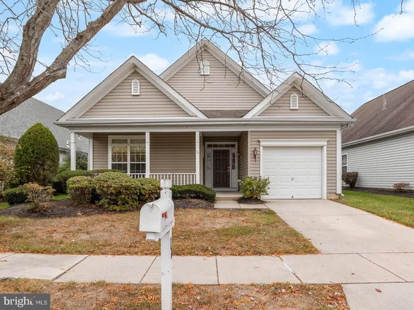 11 McCay Way, Delanco, NJ 08075