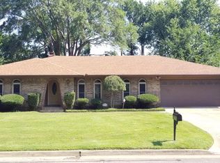 8113 Adam Dr, Fort Smith, AR 72903