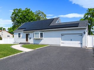 449 Chelsea Avenue, West Babylon, NY 11704