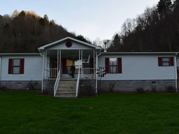 145 Clearbrook Ave, Bud, WV 24716