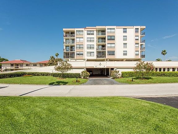 3rd image of 6279 Sun Blvd APT 501