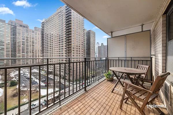 1st image of 185 W End Ave APT 9L