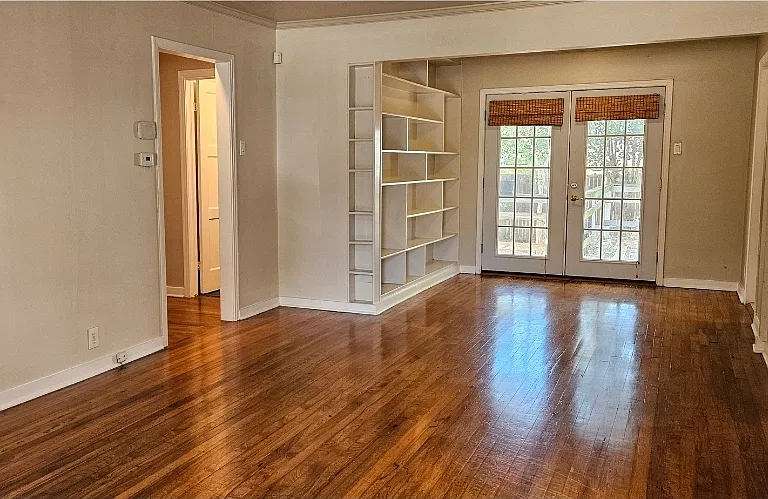 8519 Ridgelea St #A — Photo 2