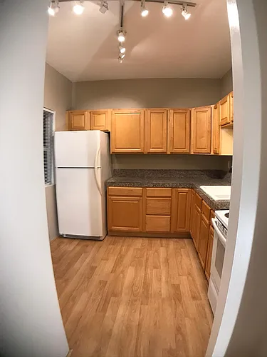925 Highland Ave #2 Photo 1
