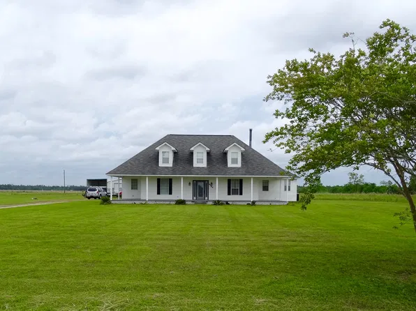 6764 Cheval Dr, Iowa, LA 70647